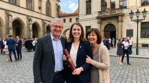 Studium na českých univerzitách | Vše co potřebujete vědět na StudujVejšku.cz 6 Promoce magistra na univerzitě
